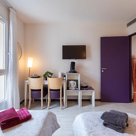 Tithome 1 - Gare, Centre Ville, Vue Montagne Et Chateau Lourdes Esterno foto
