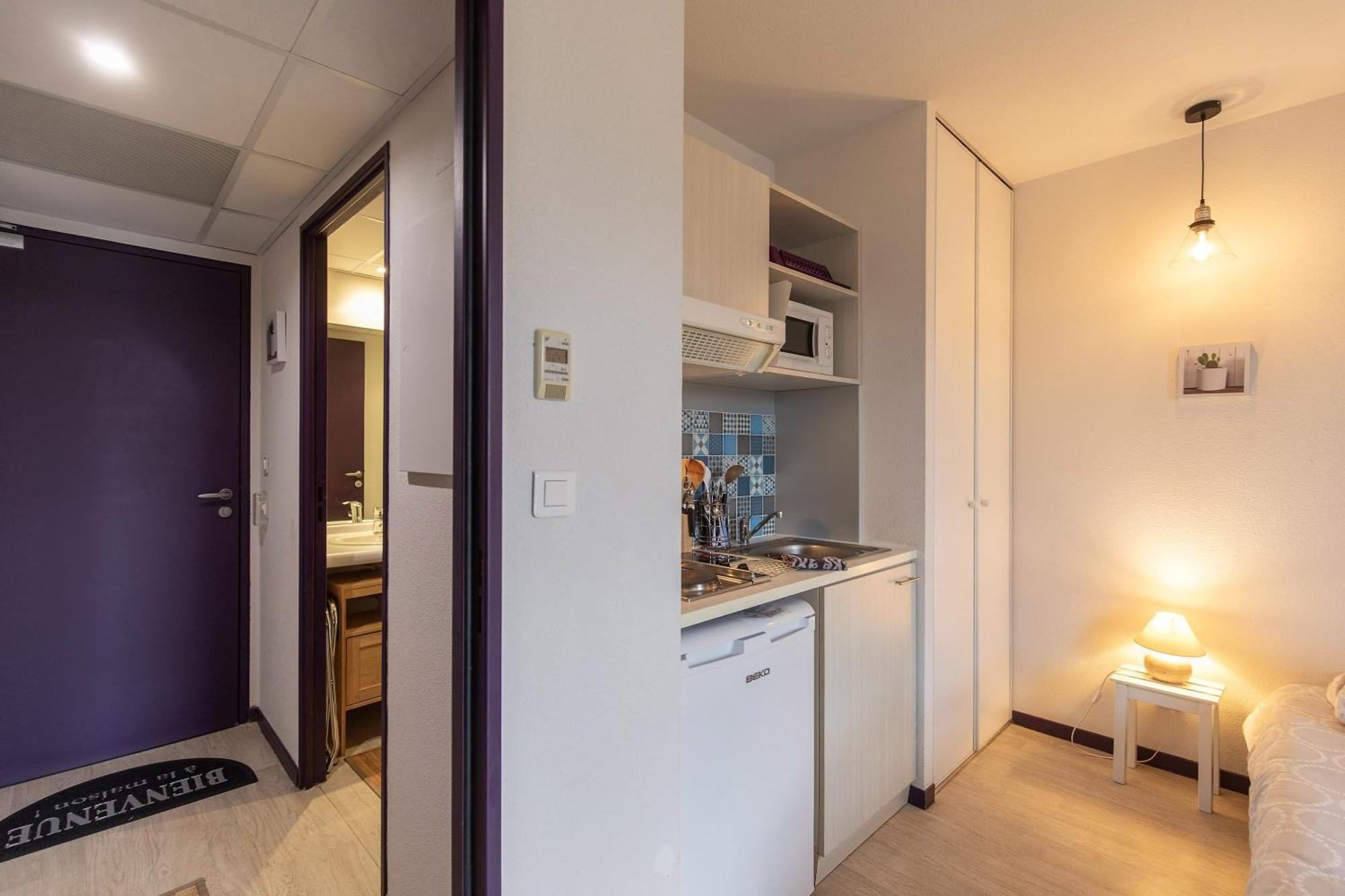 Tithome 1 - Gare, Centre Ville, Vue Montagne Et Chateau Lourdes Esterno foto
